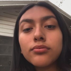 Meet your Posher, Sylvia